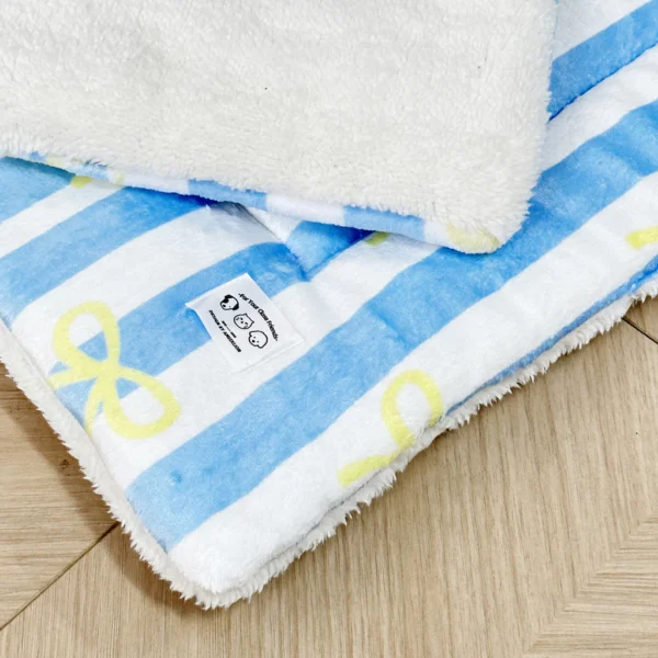 Cat Mat for Sleeping Warm Small Dog Bed Pet Sleeping Mat Four Seasons Universal Cat Bed Mat Floor Mat Dog Bed | Comfortable Pet Bed for Dogs & Cats
